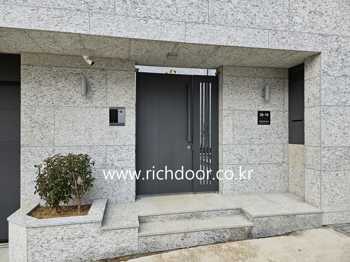 /user/r/richdoor/editor/2312/057976634c4730bf336375cc88901326_1702461799_4077.jpg 이미지크게보기