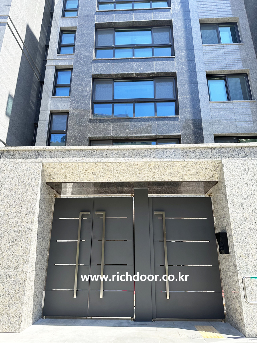 /user/r/richdoor/editor/2312/60cb974cae8e3c14a8e8f9be52bb896c_1702028924_8735.jpg 이미지크게보기