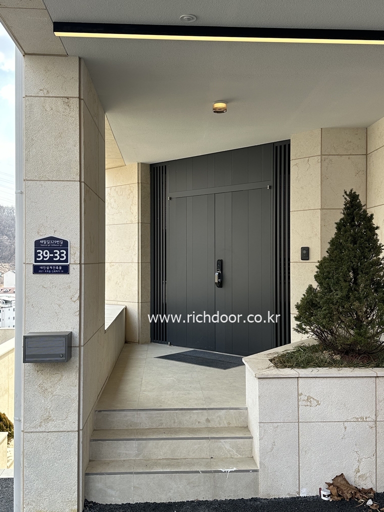 /user/r/richdoor/editor/2403/52b2cca30ab17d4356fd0e8f4ab346e2_1711530815_6766.jpg 이미지크게보기