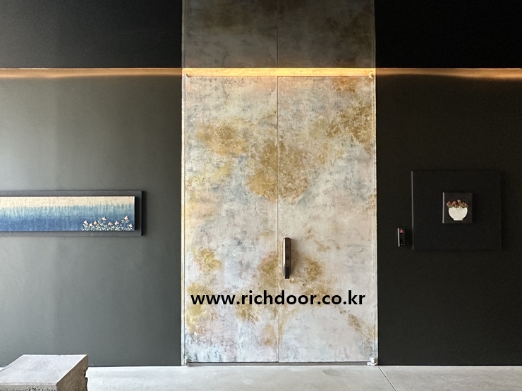 /user/r/richdoor/editor/2407/059870de4db06aaea1838e993d5e76bd_1722320558_4247.jpg 이미지크게보기