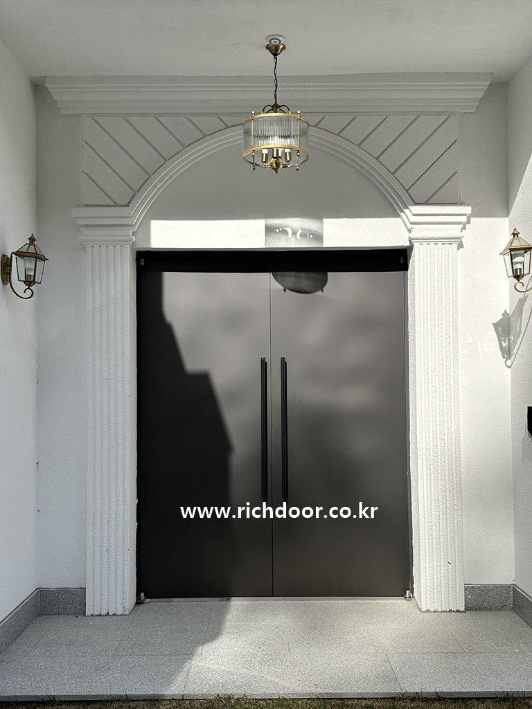 /user/r/richdoor/editor/2411/180508b9f7c6fb807a293657c7d226dd_1731059495_7639.jpg 이미지크게보기