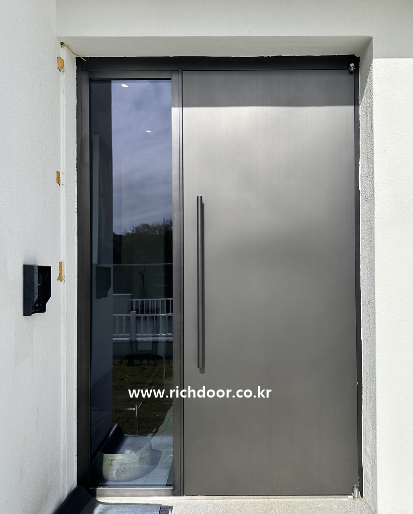 /user/r/richdoor/editor/2411/180508b9f7c6fb807a293657c7d226dd_1731059622_8412.jpg 이미지크게보기