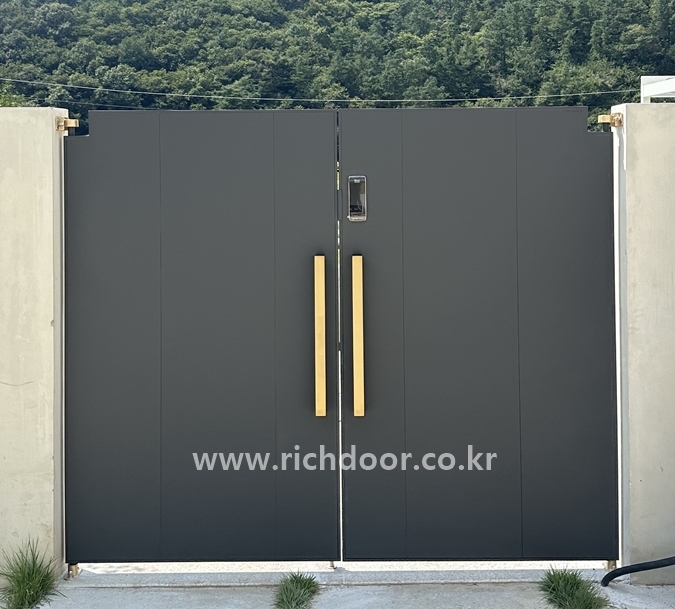 /user/r/richdoor/editor/2509/4ba6ae62574bc7cad484d23793fe3243_1756967323_3471.jpg 이미지크게보기