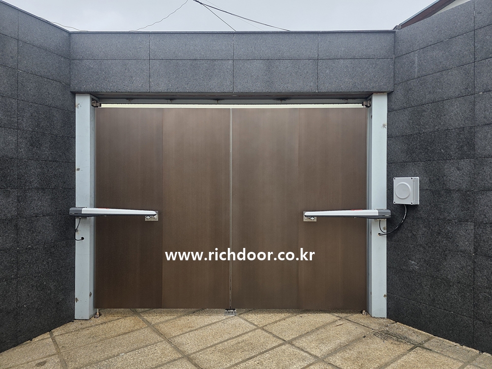 /user/r/richdoor/editor/2509/e8cb64eea3a8c3b5df55ab1320e229ea_1756976214_234.jpg 이미지크게보기