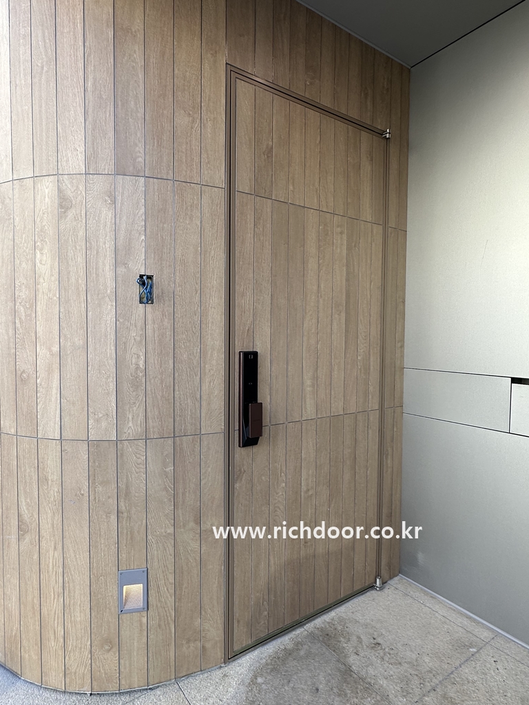 /user/r/richdoor/editor/2602/58f08a74aeda5b2c27e9512ce89b4ee5_1770351217_4531.jpg 이미지크게보기