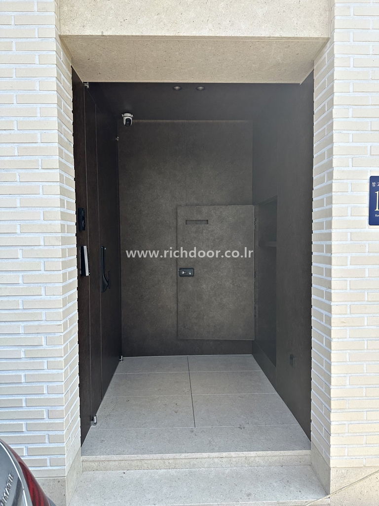 /user/r/richdoor/editor/2607/c88f03c19fe00f863fac55ce8eb77cd0_1785309315_3617.jpg 이미지크게보기