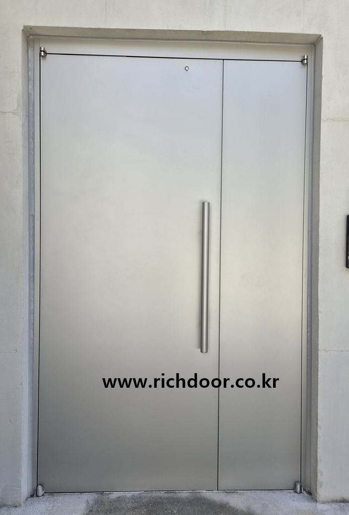/user/r/richdoor/editor/2609/3df8609d0c1e20aaac73bc4c1f5487bf_1788505917_7436.jpg 이미지크게보기